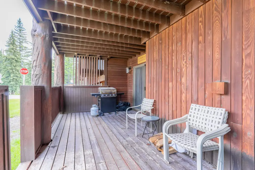 Big Mountain Getaway with Trail/Slope Access