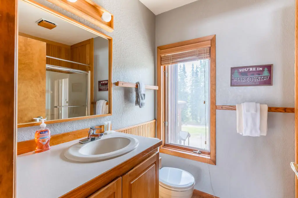 Big Mountain Getaway with Trail/Slope Access