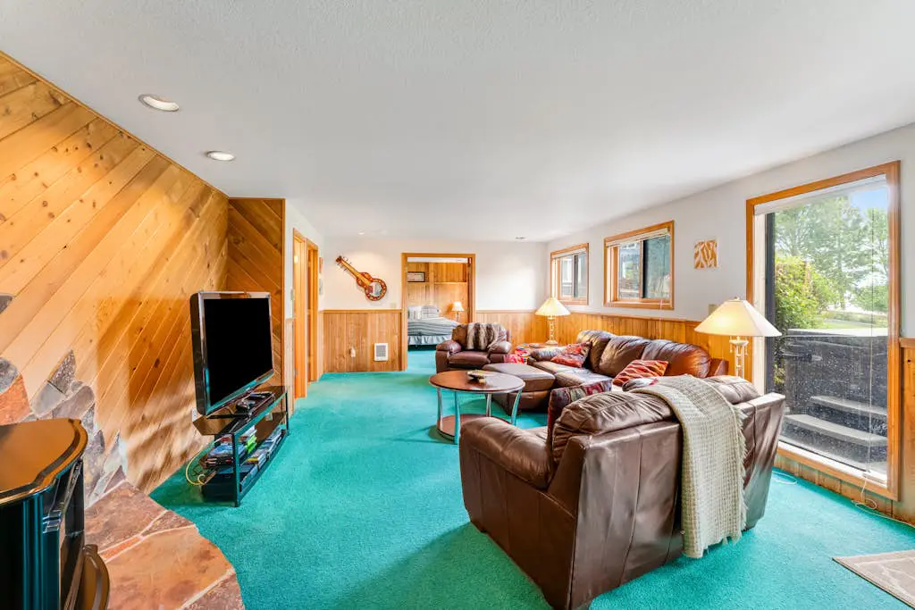 Lazy K on Peaceful Bay - Lake House