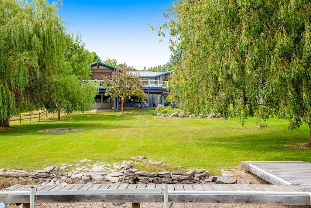 Lazy K on Peaceful Bay - Lake House