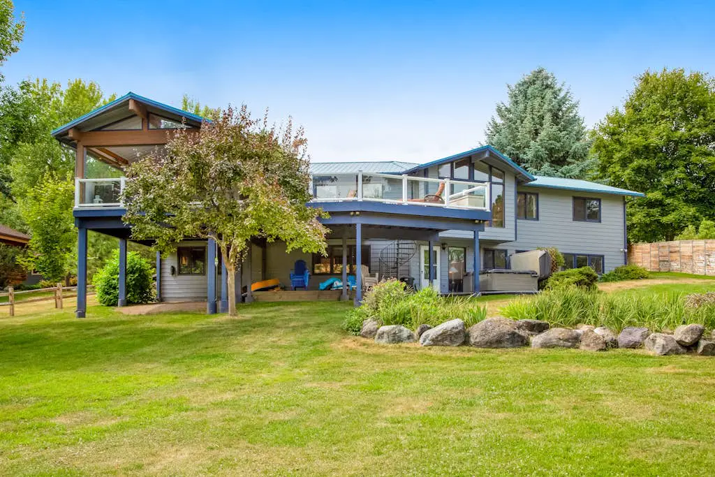 Lazy K on Peaceful Bay - Lake House