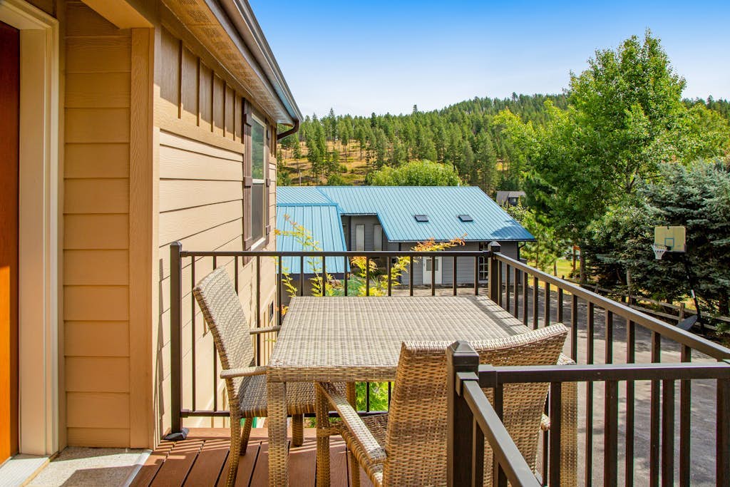 Convenient home with lake and dock access