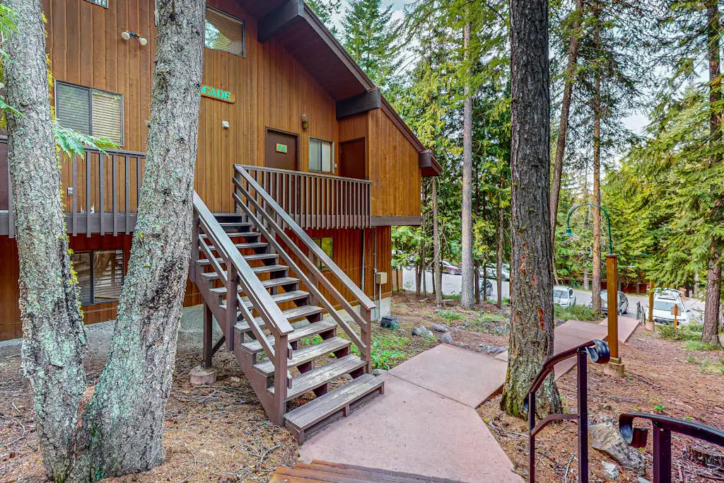 Peaceful Pine Retreat