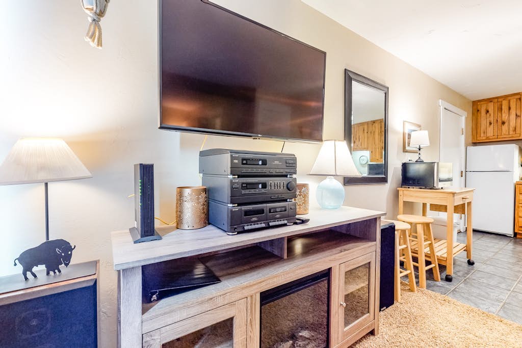Hill Condo — Just 0.3 Miles from Big Sky Resort, Walk to Dining & Shuttle