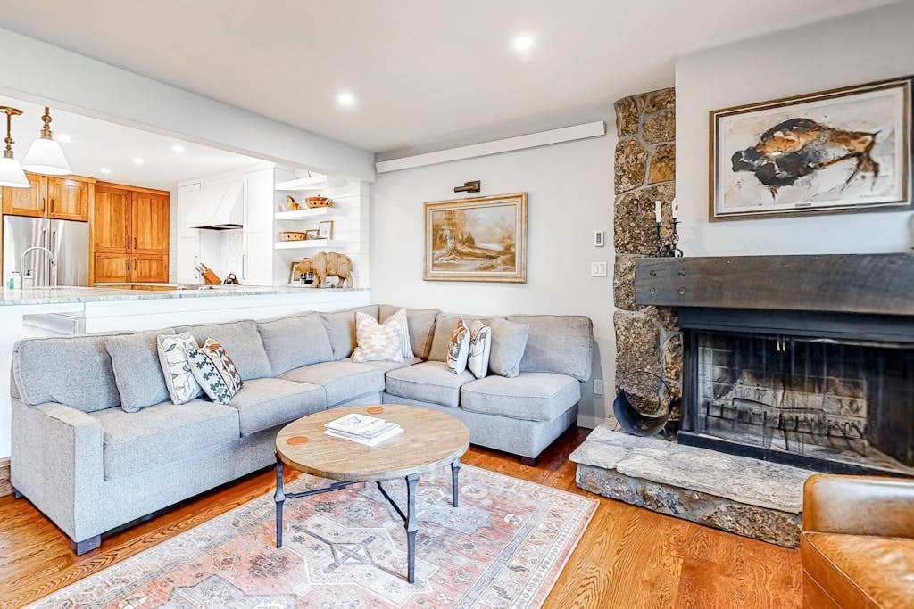 Stunning Teton-View Retreat Minutes from National Parks