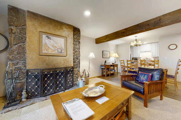 Mountain condo in downtown Teton Village w/shared hot tub, outdoor pools, & more