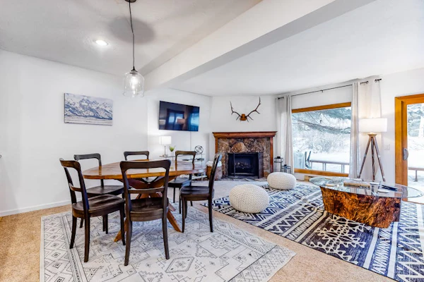 Open and inviting, two-story condo with full kitchen, patio, and wildlife views