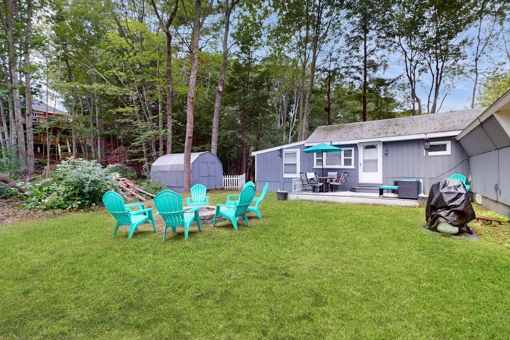 Fun Family House w/Free WiFi and Furnished Patio - Short Walk to the Beach