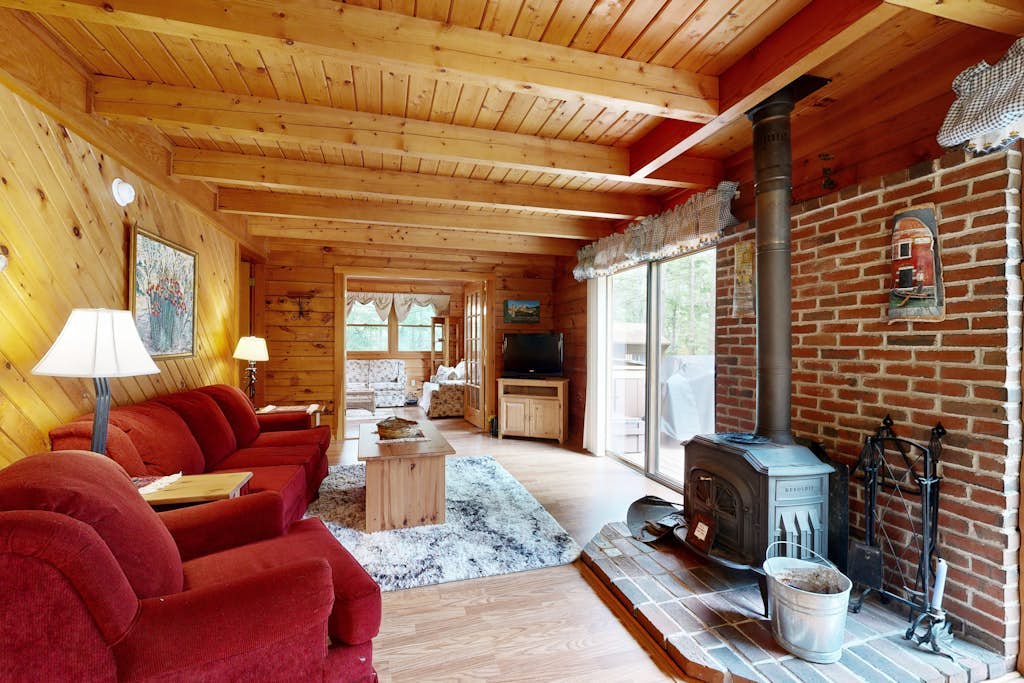 Rustic 2-story cabin near Saco River w/ views & firepit