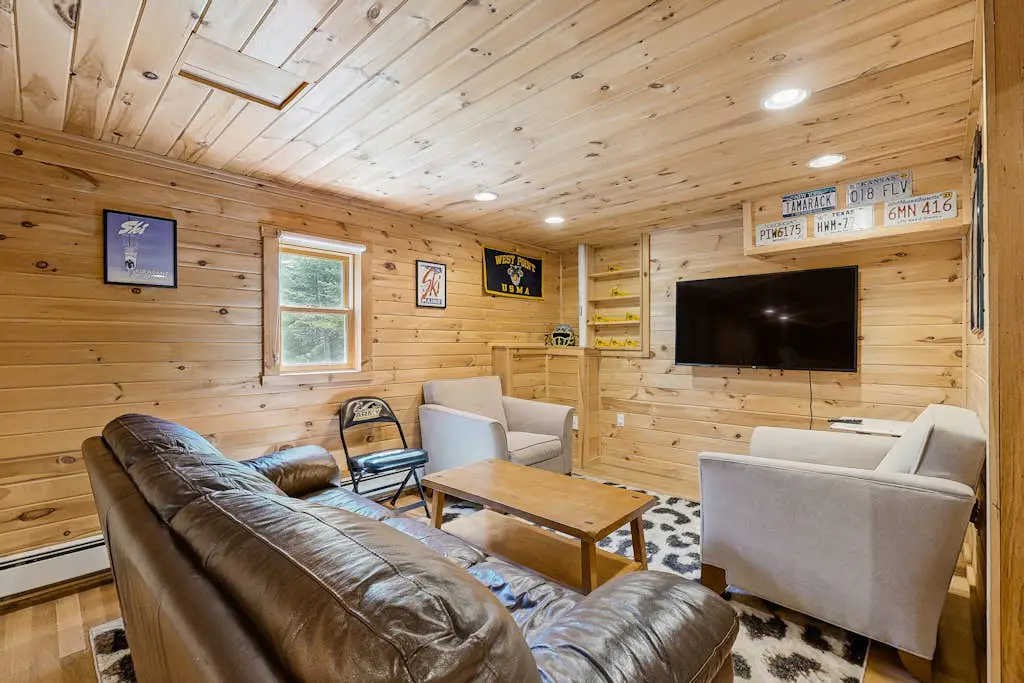 The Moose Cabin