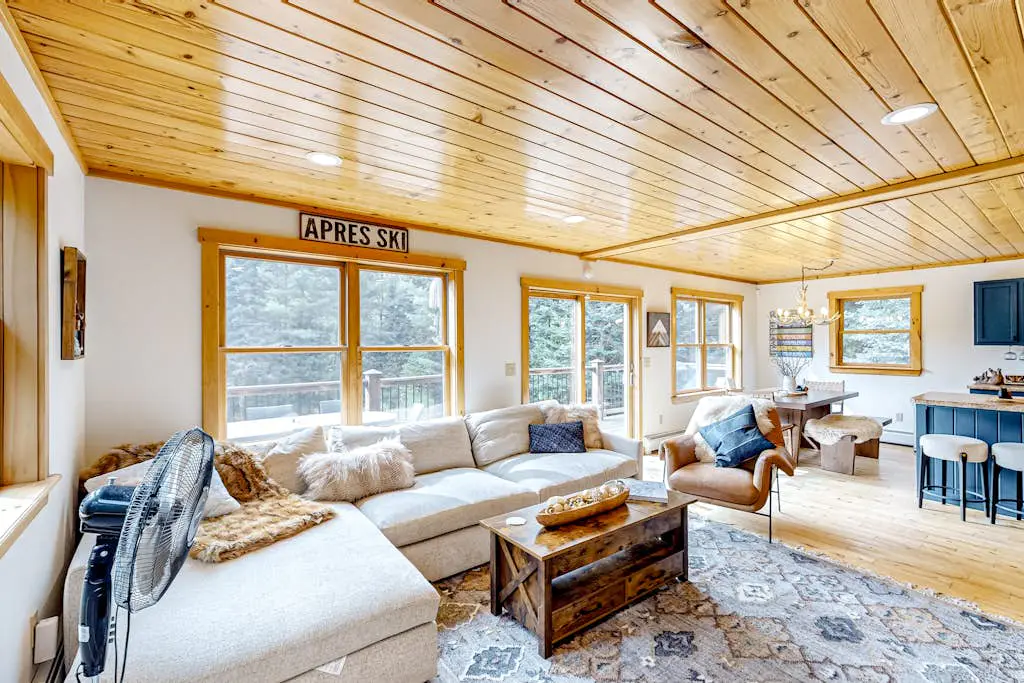 Cozy Bear Mountain Retreat