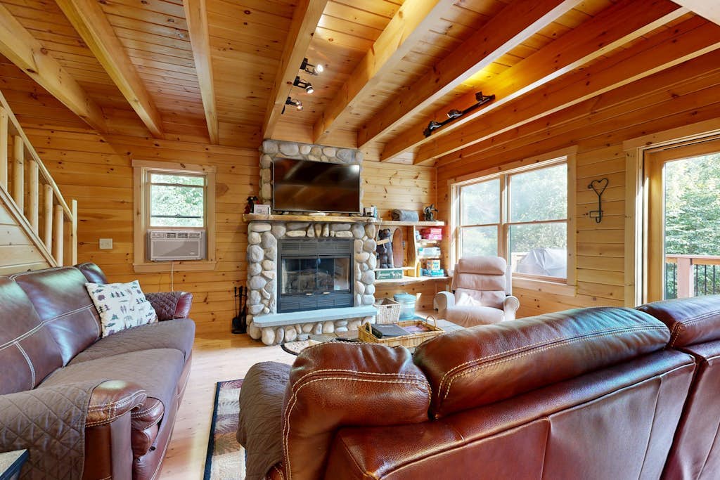 Elegant Mountain Chalet with Hot Tub, Fire Pit, and Easy Access to Mt. Abram