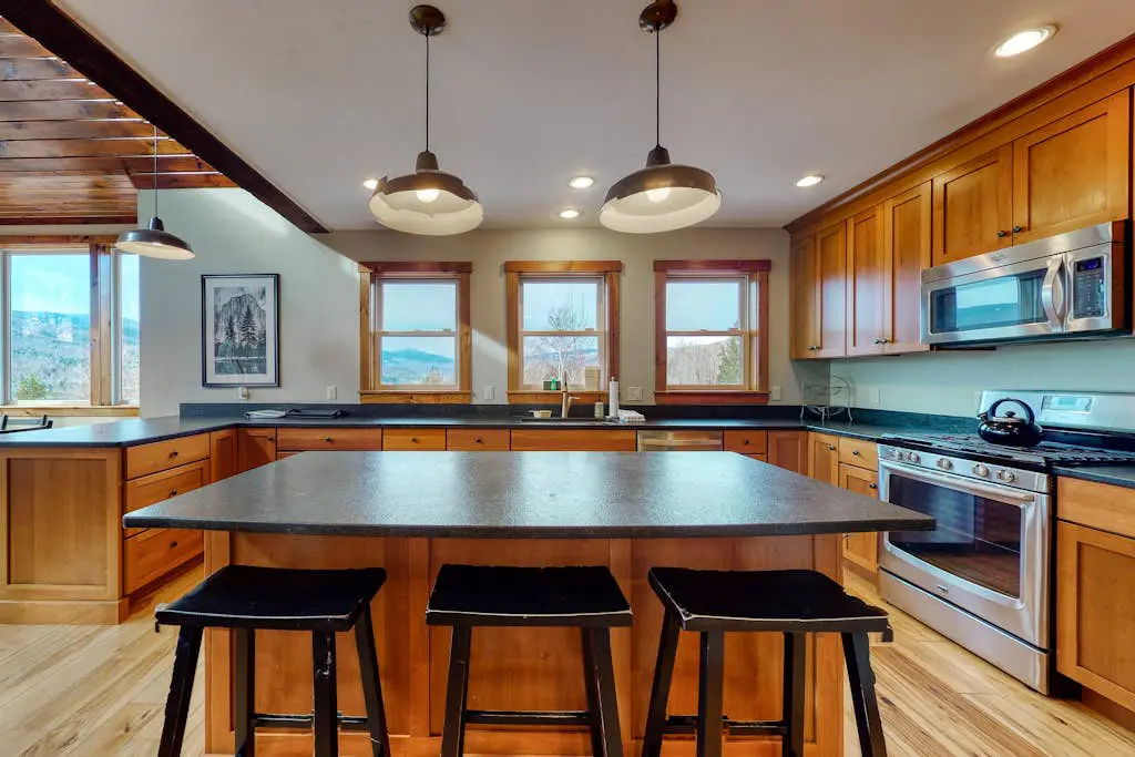 Thunder Ridge Lodge