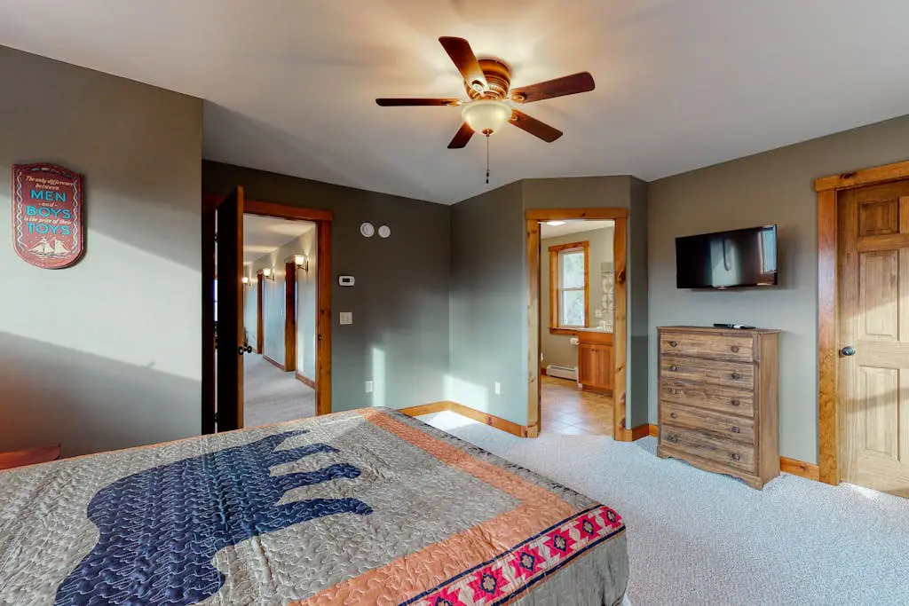 Thunder Ridge Lodge