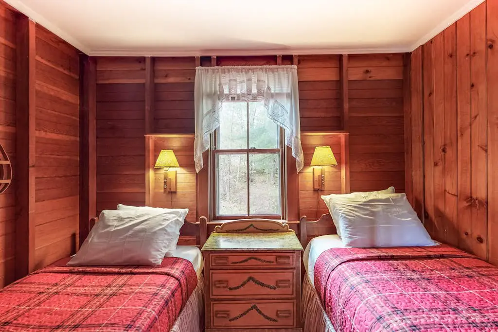 Kilted Pines