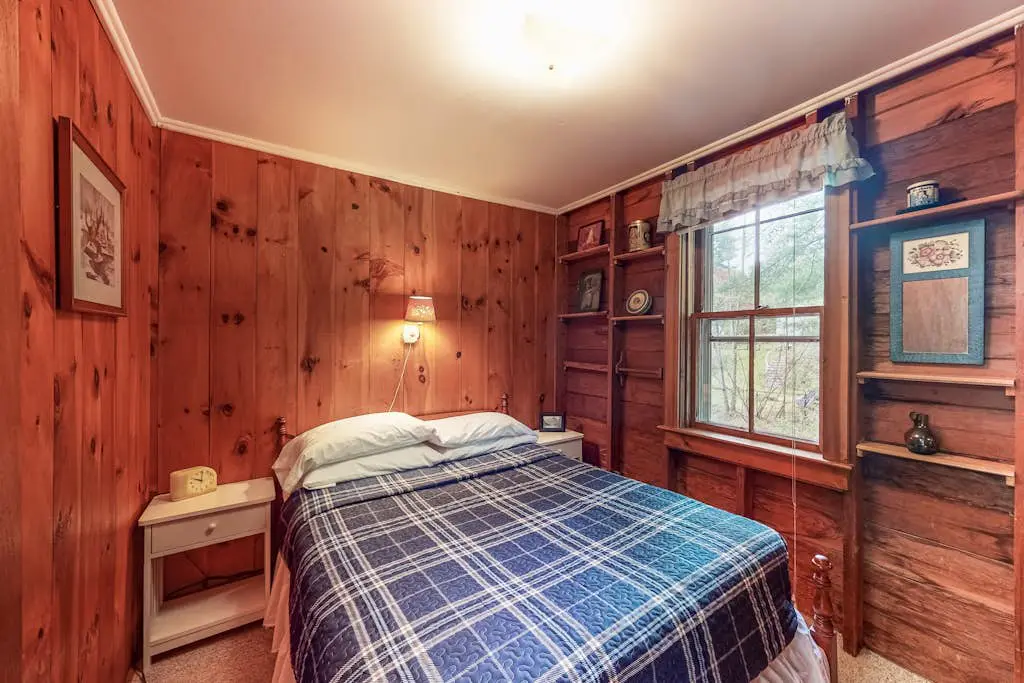 Kilted Pines