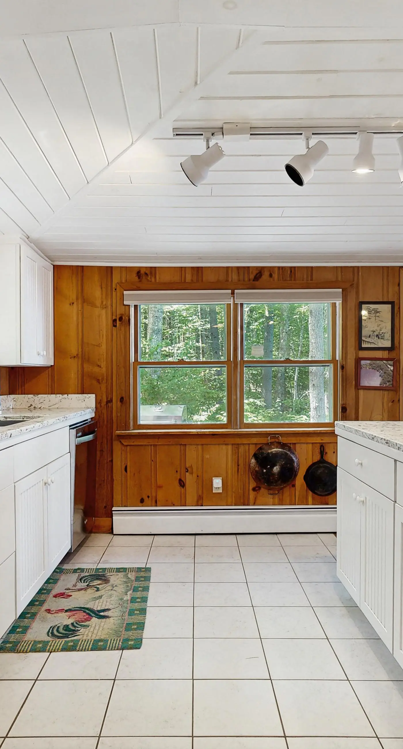 Lakefront Retreat