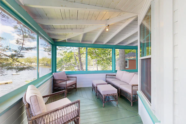 Naples Lakefront Retreat | Private Beach, Dock & Kayaks | Family + Dog friendly