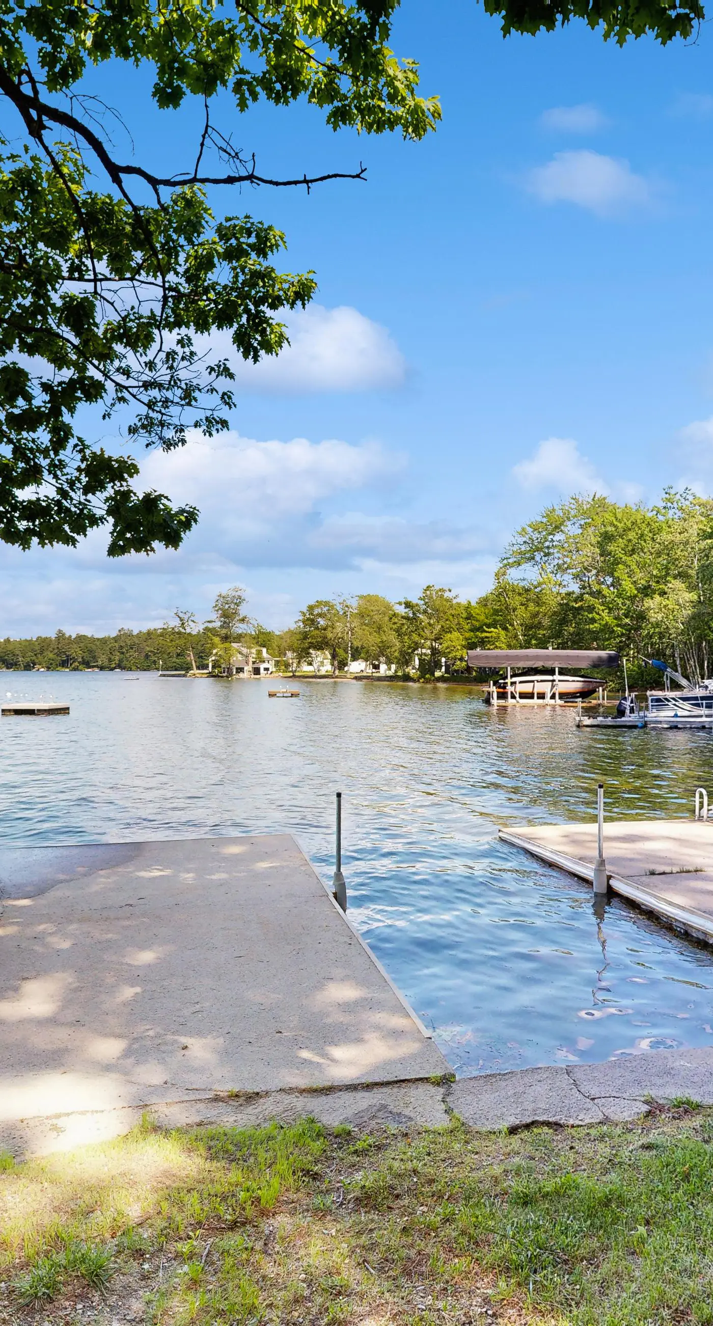 Lakefront Retreat