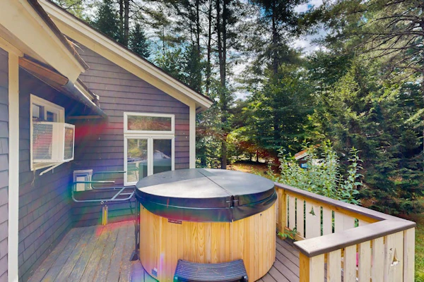 Awesome mountain chalet with a hot tub, fire pit, and room for the whole family