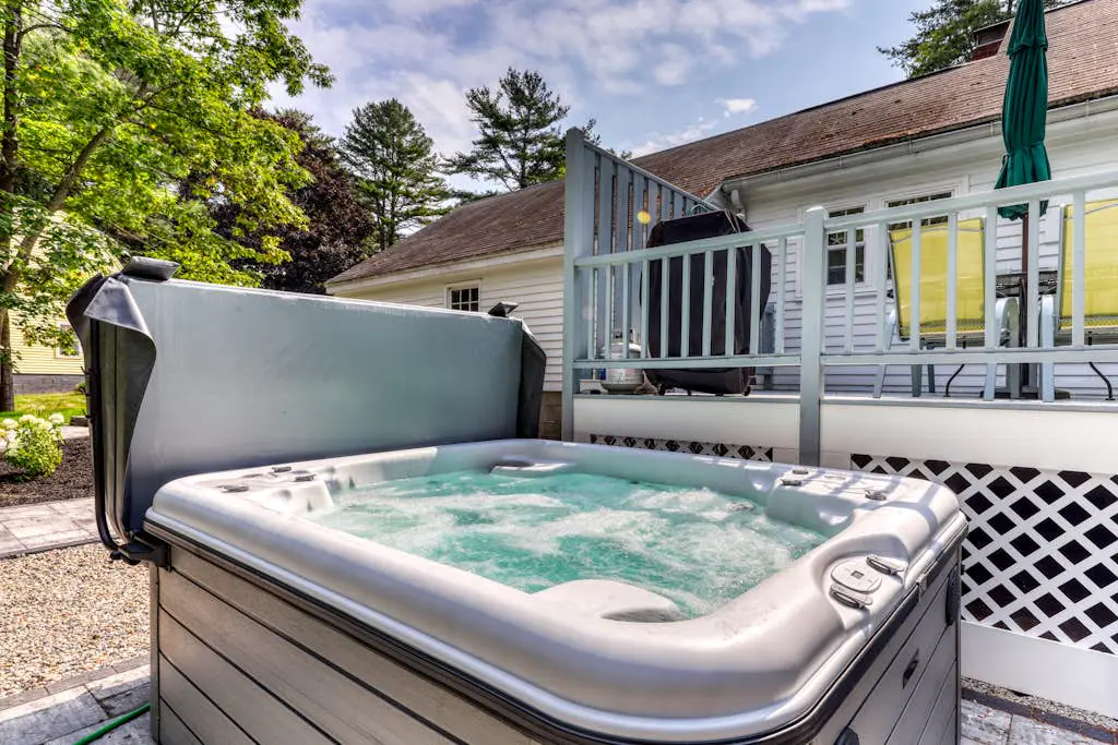 Kennebunk Family Cottage With Crib