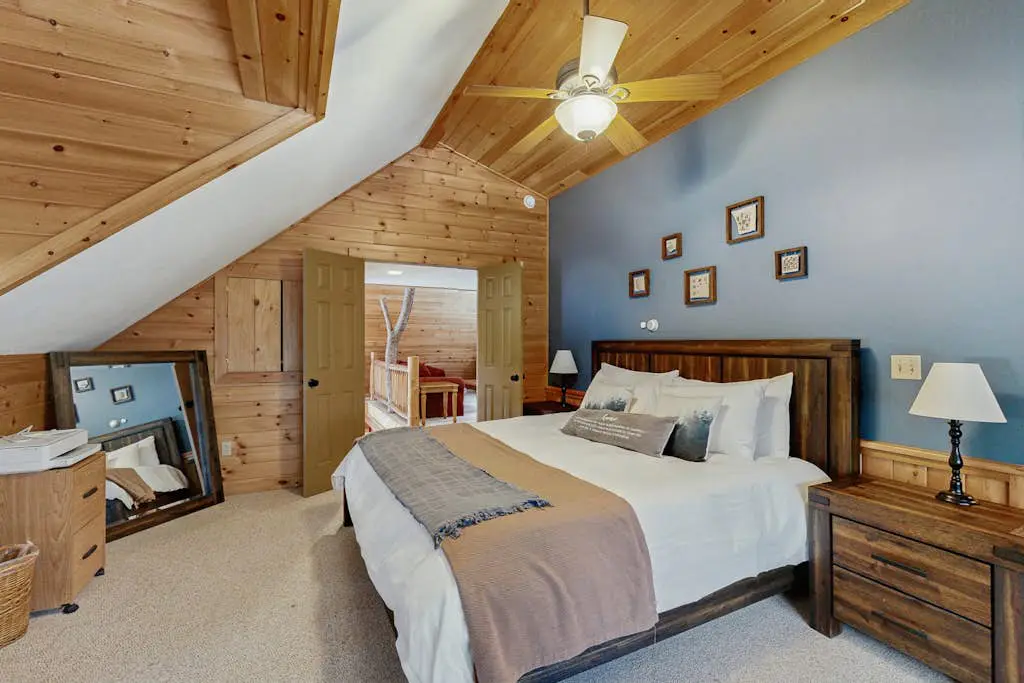 Snowy Pines Lodge