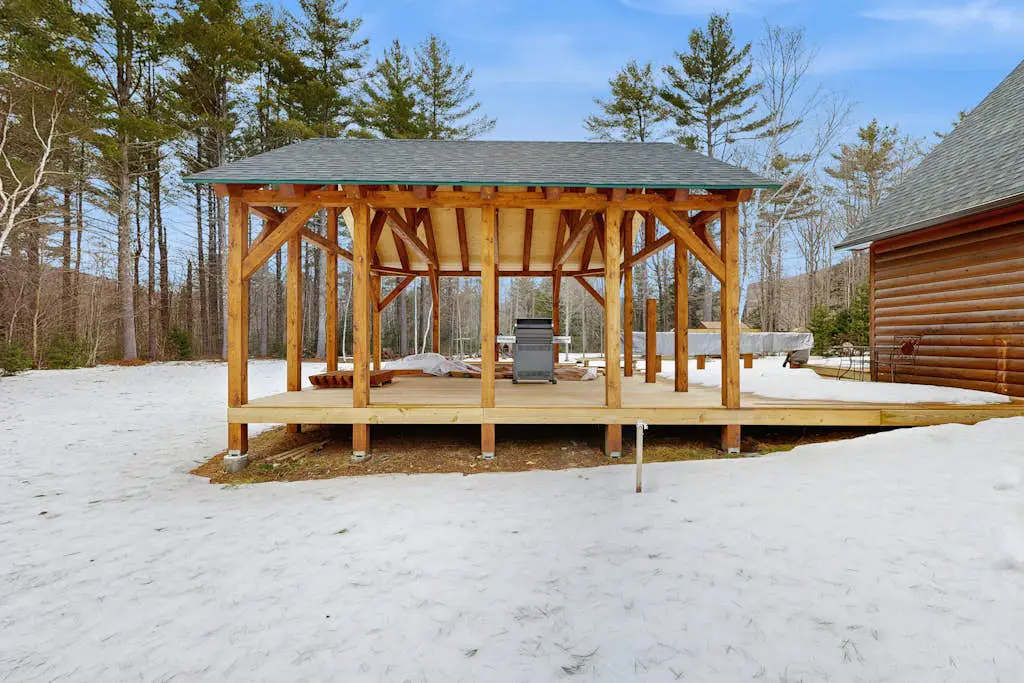 Snowy Pines Lodge