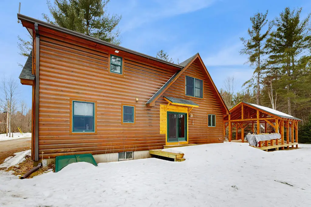 Snowy Pines Lodge