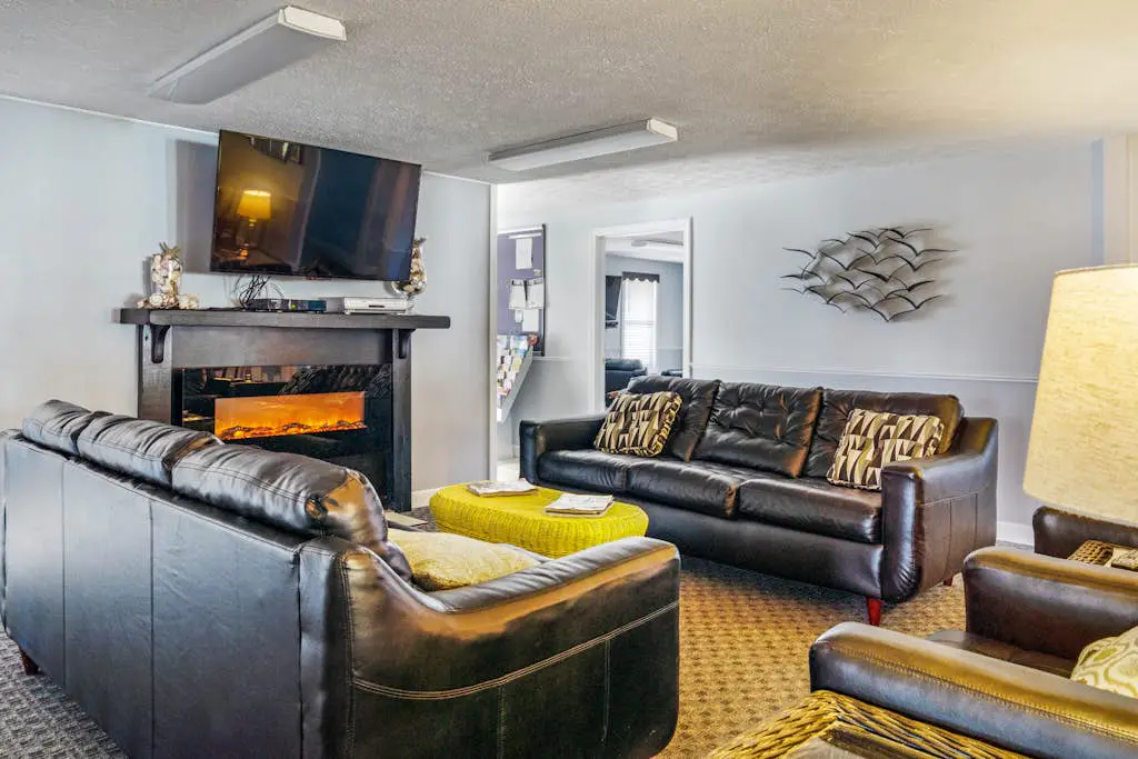 Wellington Manor 222
