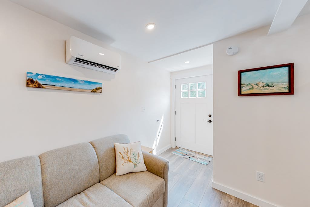 Shorelands 44-1 | Relaxing Studio, Playground, Outdoor Games