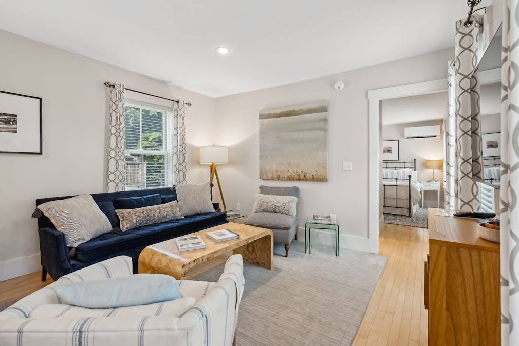 Renovated condo with prime West End location, 2 en suite bathrooms, & HGTV style