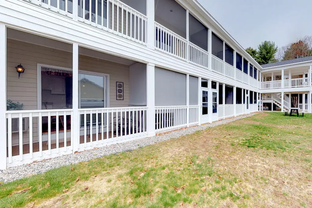 Wellington Manor 126
