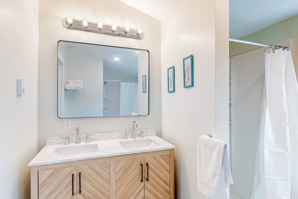 Shorelands, Unit 44-3