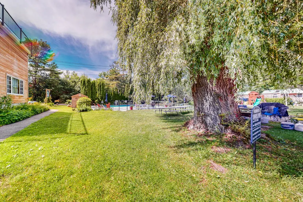 Shore breeze Inn - Tri-Plex