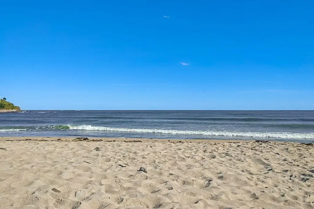 Shore breeze Inn - Tri-Plex