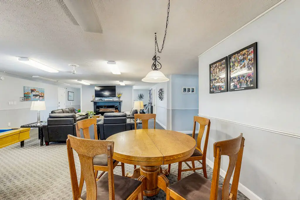 Wellington Manor 224