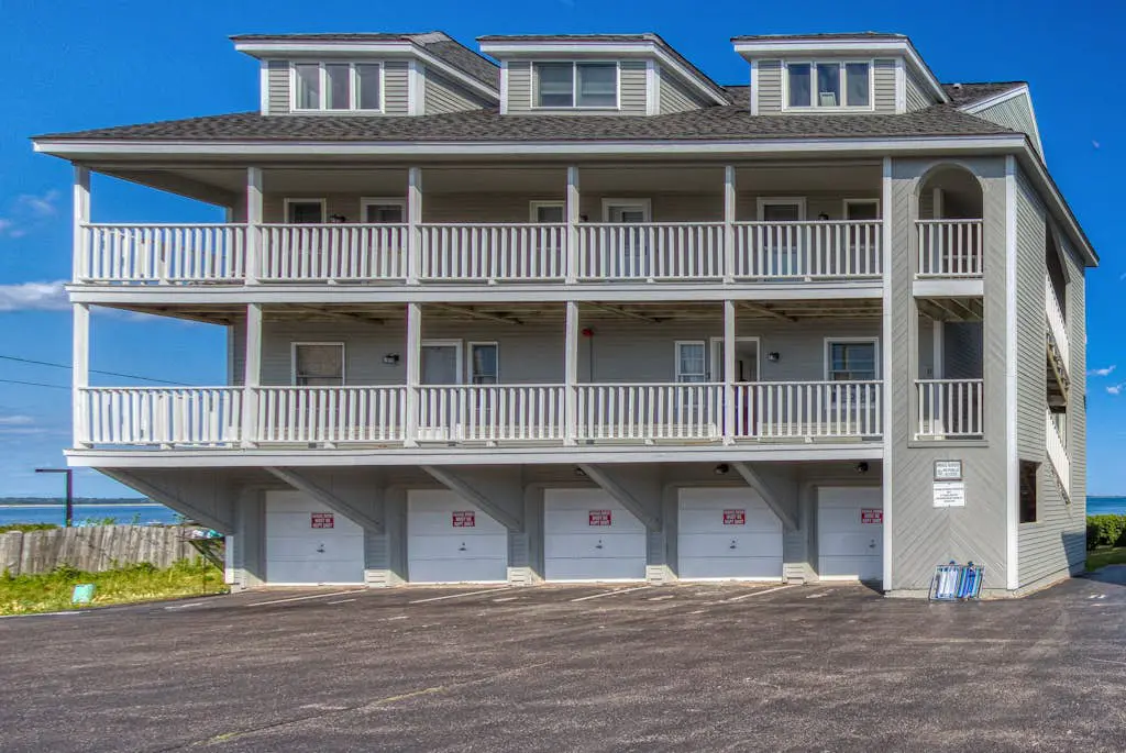 Scouten Beachfront