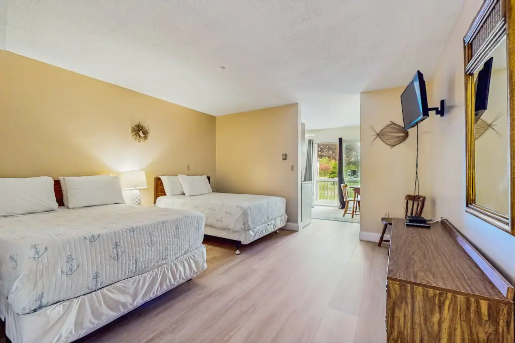 Wellington Manor 129