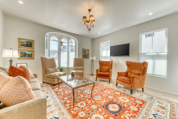 Elegant condo - walk to Portland's best restaurants & Old Port