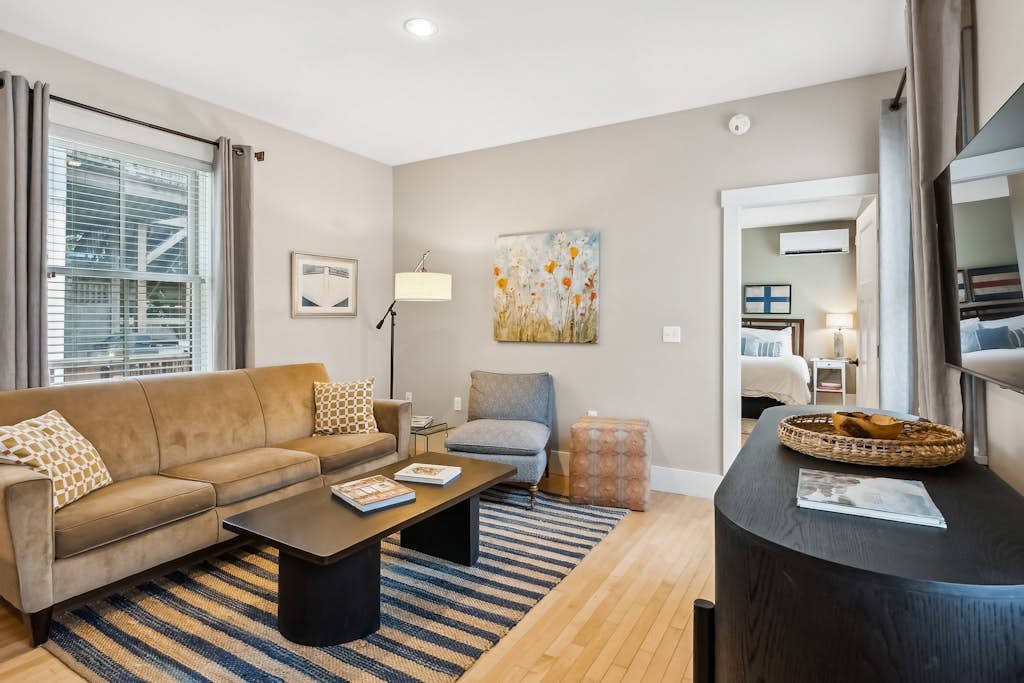 Historical & dog-friendly West End condo with parking - walk to all of Portland
