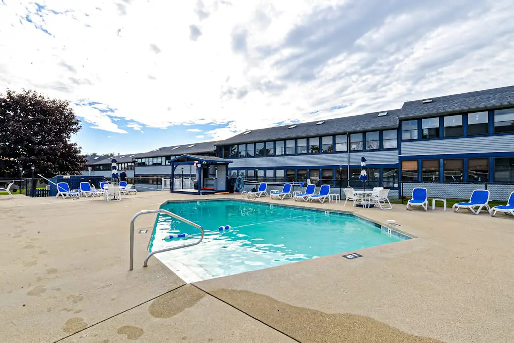 204 at the Shore