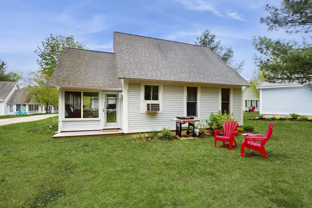 Cottages at Summer Village Beach Get-A-Way
