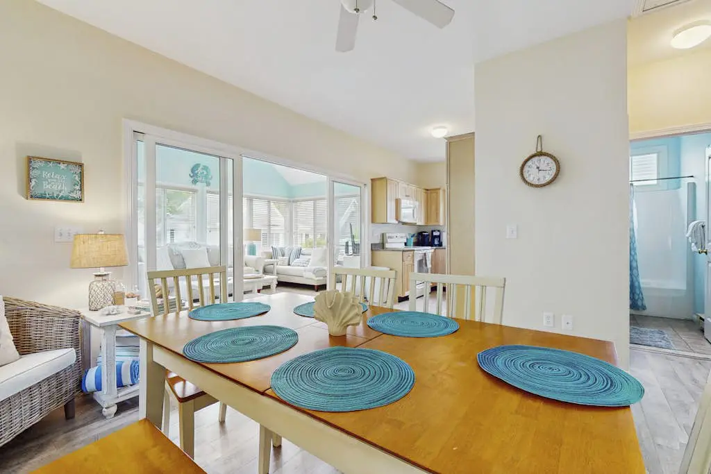 Cottages at Summer Village Beach Get-A-Way