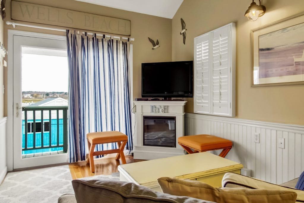 Coastal Wells Beach Condo | Walk to the Ocean | Family-Friendly