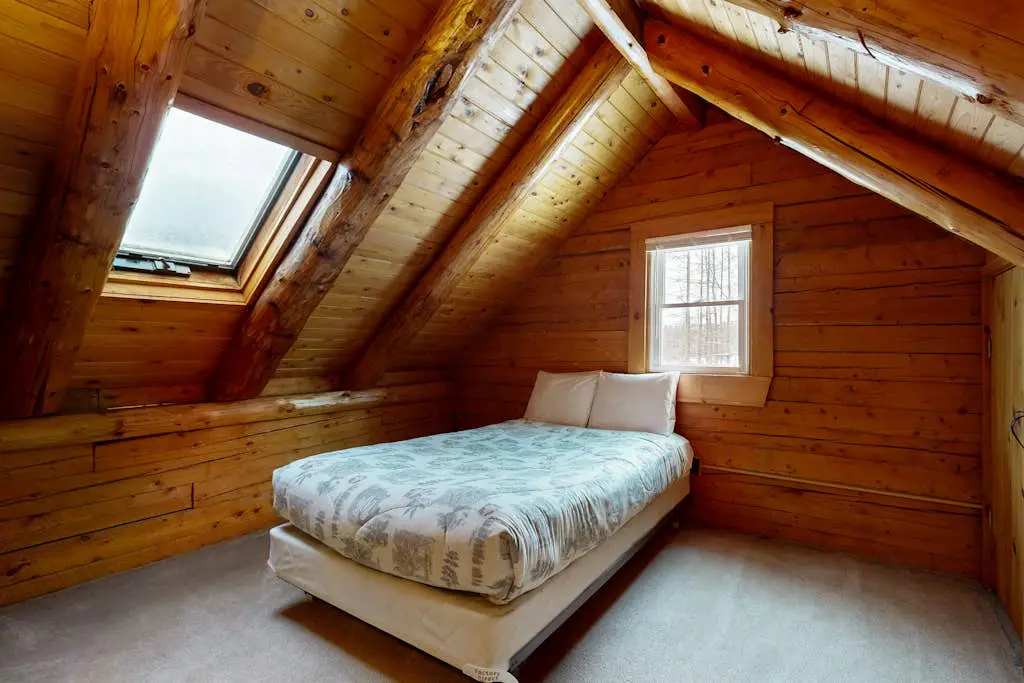 Twin View Log Home