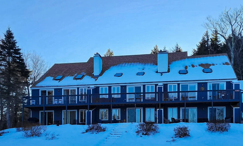 Heart of Mount Washington Valley close to ski, hike, shops & Storyland