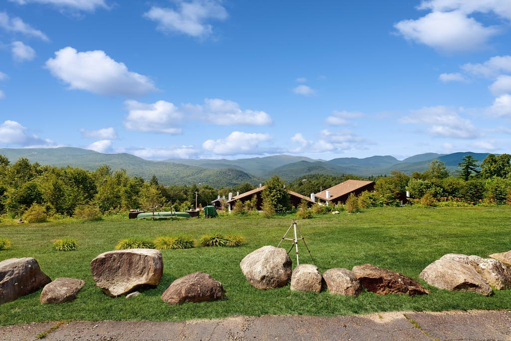Charming Resort Condo w/ Amazing Views, Fast WiFi & Perfect Location