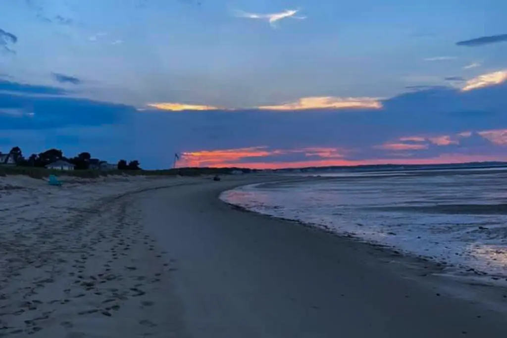 Hills Beach Escape