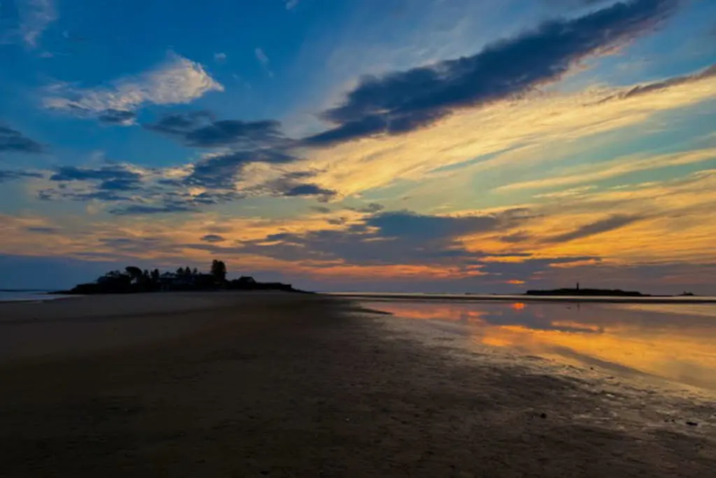 Hills Beach Escape