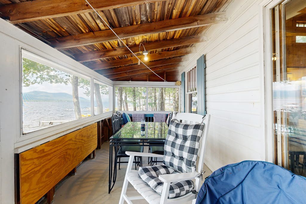 Lakefront home with views, water access for boating & swimming
